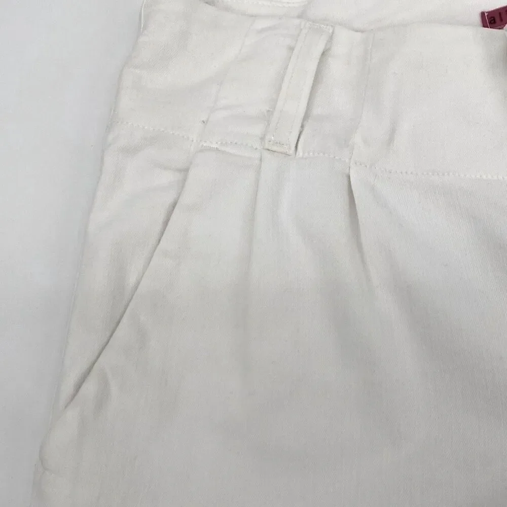 Alice + Olivia High-Rise Pleated Front Stretch Tapered Jeans Cropped Pants White